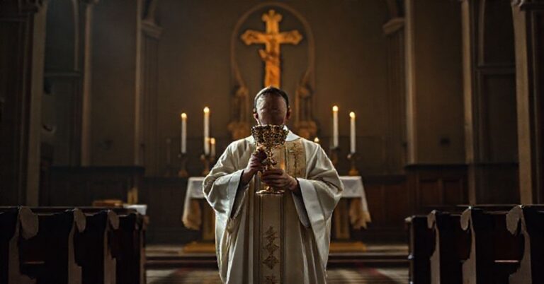 Prawdziwy Kościół Katolicki przedstawia prawdziwe rozwiązanie głodu poprzez adorację Najświętszego Sakramentu