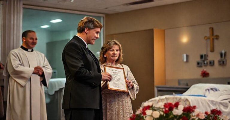 Uroczystość wręczenia nagrody "Społecznik Roku 2025" Karolince Kapałczyńskiej w Teatrze im. Juliusza Osterwy w Gorzowie Wielkopolskim.