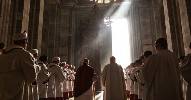 Bazylika Laterańska - zamknięcie fałszywej Drzwi Świętych przez fałszywego kardynała Baldassare Reina i burmistrza Rzymu Roberto Gualtieriego