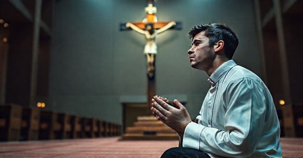 Młodzi katołicy w świątyni z przeżyciami duchowymi podczas konferencji katolickiej