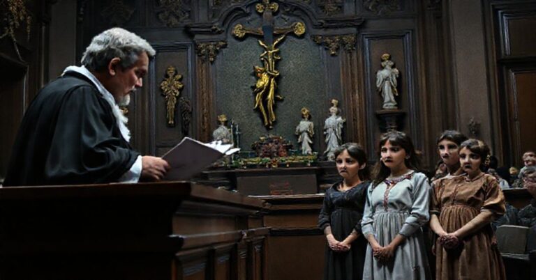 Sadzę odjmuje dzieci rodzinie homestajowej w Włoszech - teologiczny komentarz do sytuacji.