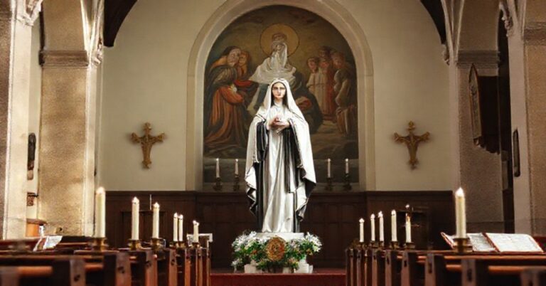 Św. Barbara - tradycyjny katolicki wizerunek świętej w kościele